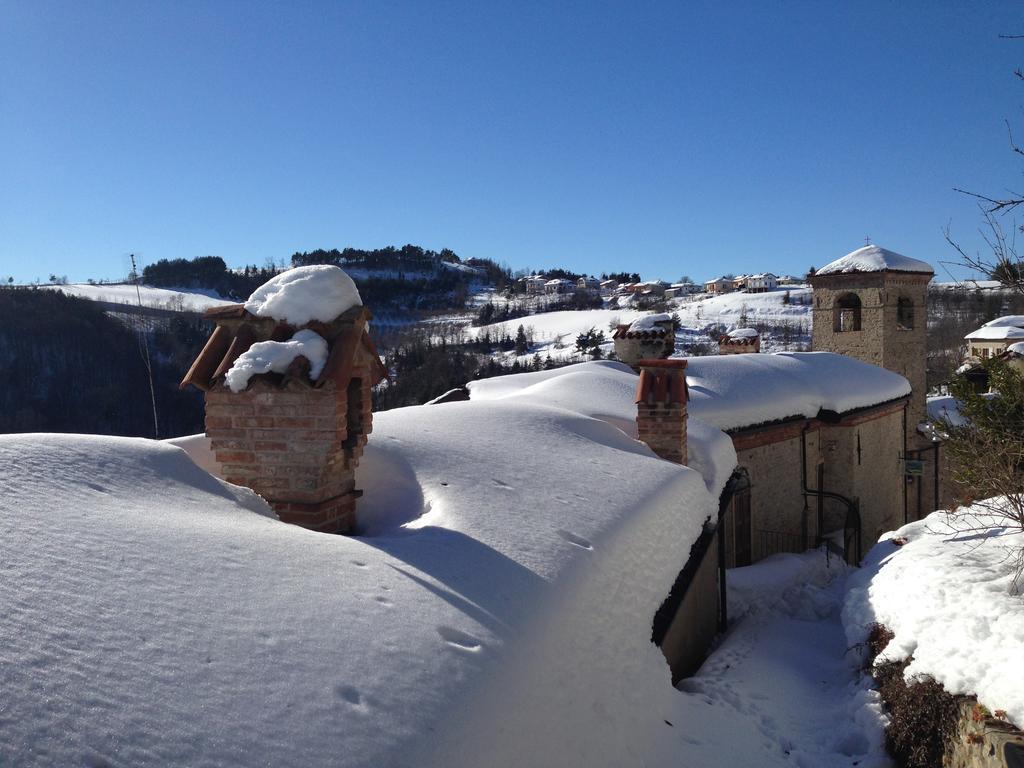Dimora Storico Romantica Il Sole E La Luna Cerretto Langhe Екстериор снимка