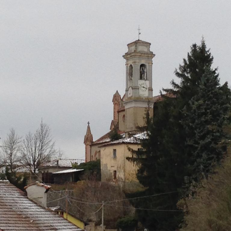Dimora Storico Romantica Il Sole E La Luna Cerretto Langhe Екстериор снимка