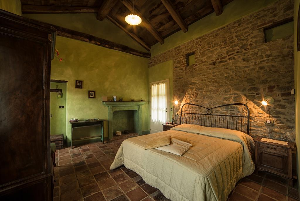 Dimora Storico Romantica Il Sole E La Luna Cerretto Langhe Екстериор снимка